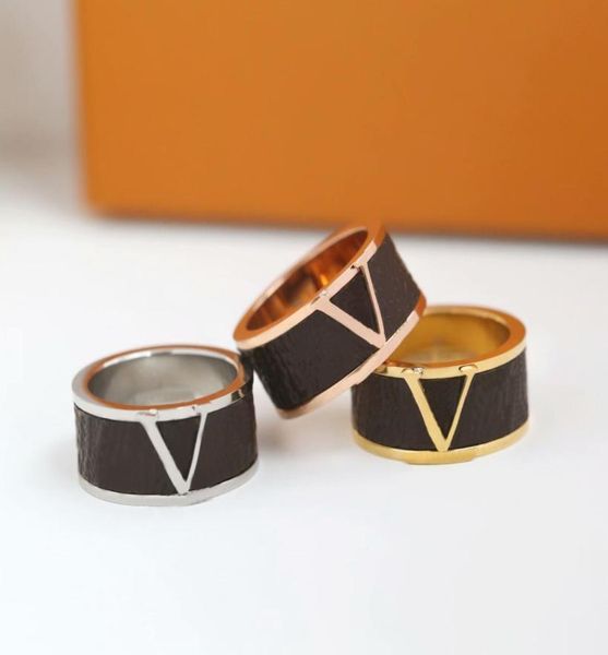 2021 stainless steel band rings women fashion designers flower leather letter ring mens jewelry size 695700852, Silver
2021 stainless steel band rings women fashion designers flower leather letter ring mens jewelry size 695700852, Silver