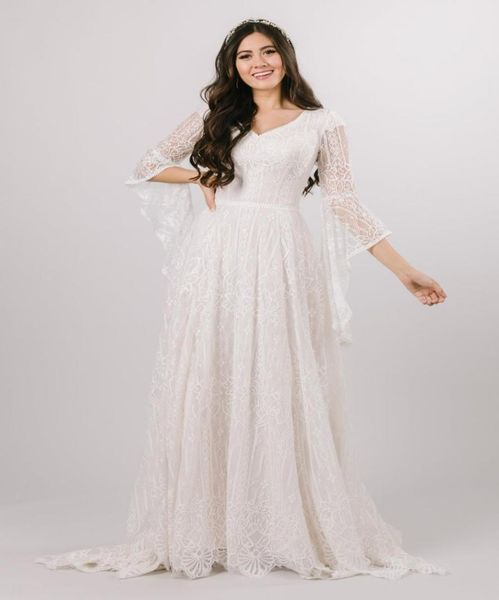 vintage lace modest wedding dresses 2020 with long sleeves v neck simple aline boho bridal gowns covered buttons temple bridal go2842258, White
vintage lace modest wedding dresses 2020 with long sleeves v neck simple aline boho bridal gowns covered buttons temple bridal go2842258, White