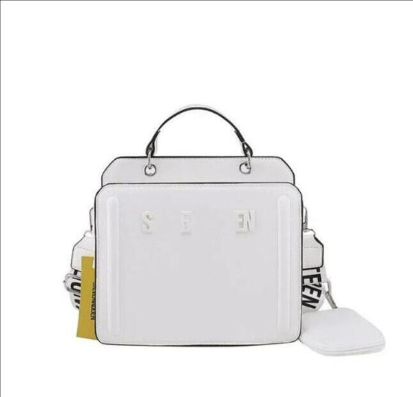 designer bag the snapscrossbody bags purse woman shoulder bag camera bag handbag letter strap messenger tote bag
designer bag the snapscrossbody bags purse woman shoulder bag camera bag handbag letter strap messenger tote bag