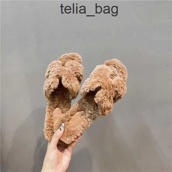 dsigner hers furry oran ot designer winter slipper ins women's bear sandal shoes super emma teddy fur slippers soes wit versatile flats
dsigner hers furry oran ot designer winter slipper ins women's bear sandal shoes super emma teddy fur slippers soes wit versatile flats