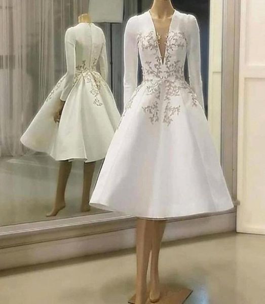royalty white vintage long sleeve prom cocktail dresses a line gold appliques deep v neck short bridal dress evening party gowns b9559404, Black
royalty white vintage long sleeve prom cocktail dresses a line gold appliques deep v neck short bridal dress evening party gowns b9559404, Black