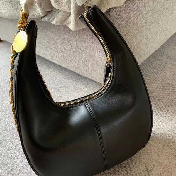 stella mccartney frayme small zipped shoulder bag women medium leather lady handbag with purse hobo european and american simplicity
stella mccartney frayme small zipped shoulder bag women medium leather lady handbag with purse hobo european and american simplicity