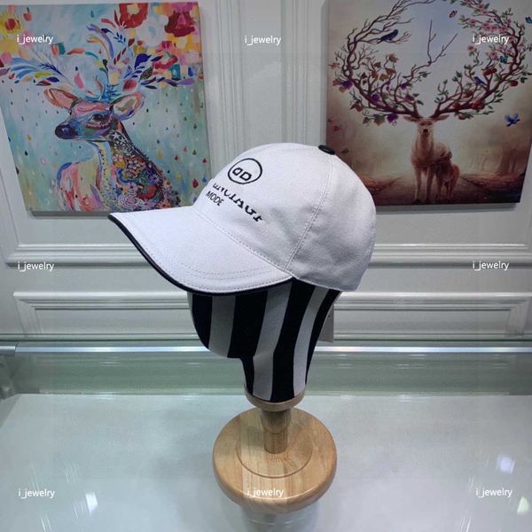 designer women hat fashion letter logo embroidery men cap printing leather buckle ball cap #including box preferred gift, Blue;gray
designer women hat fashion letter logo embroidery men cap printing leather buckle ball cap #including box preferred gift, Blue;gray