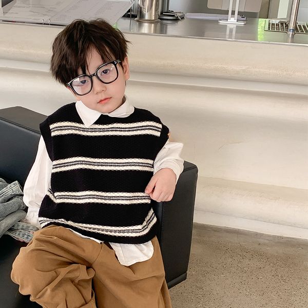 family matching outfits preppy style oneck striped sleeveless sweater boys casual knitwear kids allmatch knit vest 230821, Blue
family matching outfits preppy style oneck striped sleeveless sweater boys casual knitwear kids allmatch knit vest 230821, Blue