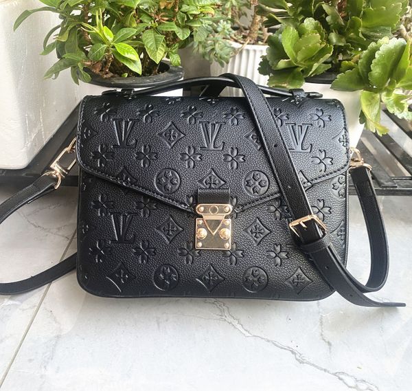 women luxurys designers bags handbag women handbags lady messenger fashion shoulder bag luxury crossbody tote wallet 40780
women luxurys designers bags handbag women handbags lady messenger fashion shoulder bag luxury crossbody tote wallet 40780