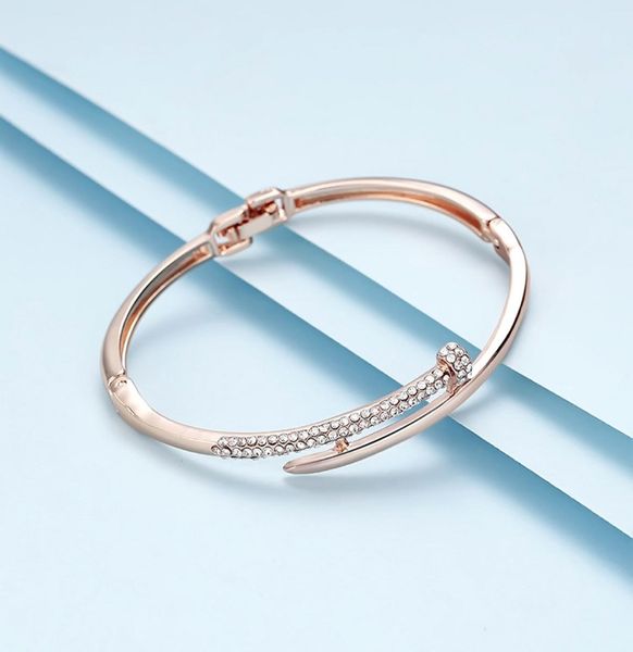 titanium steel gold plating bracelet european and american style ins trend web celebrity popular durable color bracelet gifts for 8871855, Golden;silver
titanium steel gold plating bracelet european and american style ins trend web celebrity popular durable color bracelet gifts for 8871855, Golden;silver