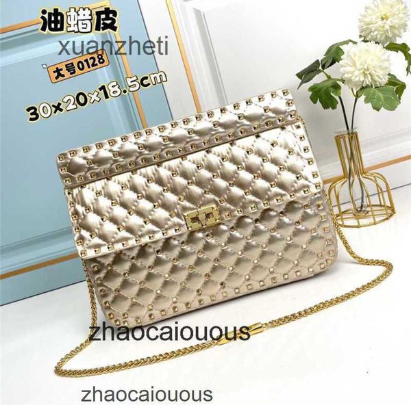 sheepskin diamond designer bag crossbody beach bags luxury classic lady's women valantionc handbags new rivet small leather large capac
sheepskin diamond designer bag crossbody beach bags luxury classic lady's women valantionc handbags new rivet small leather large capac