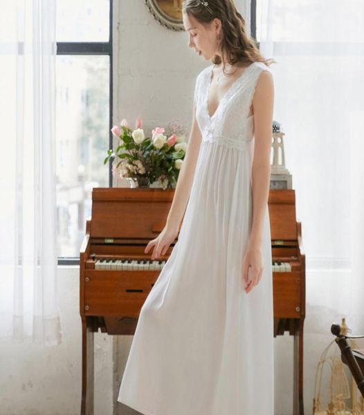 2020 sleeveless sleep wear night dress vintage lace nightgown nightdress white blue pink cotton sleepwear women nightshirt1990831, Black;red
2020 sleeveless sleep wear night dress vintage lace nightgown nightdress white blue pink cotton sleepwear women nightshirt1990831, Black;red