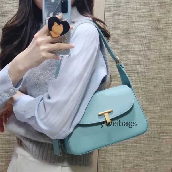 designer bags joygryson new t buckle cowhide one shoulder underarm bag method stick bag ladies versatile crossbody
designer bags joygryson new t buckle cowhide one shoulder underarm bag method stick bag ladies versatile crossbody