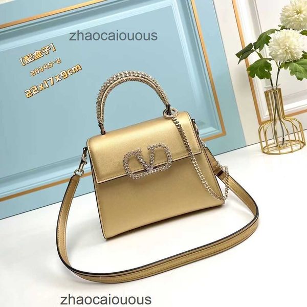 inlaid valantions women handle diamond designer bags metal luxury shaped handbags handbag portable shoulder crossbody women's chain 3fi
inlaid valantions women handle diamond designer bags metal luxury shaped handbags handbag portable shoulder crossbody women's chain 3fi