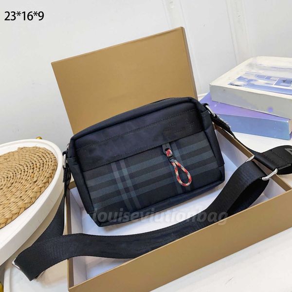 vintage check camera nylon shoulder bag luxury retro stripes totes classic tb handbags designer women's men wallet satchel famous cross
vintage check camera nylon shoulder bag luxury retro stripes totes classic tb handbags designer women's men wallet satchel famous cross