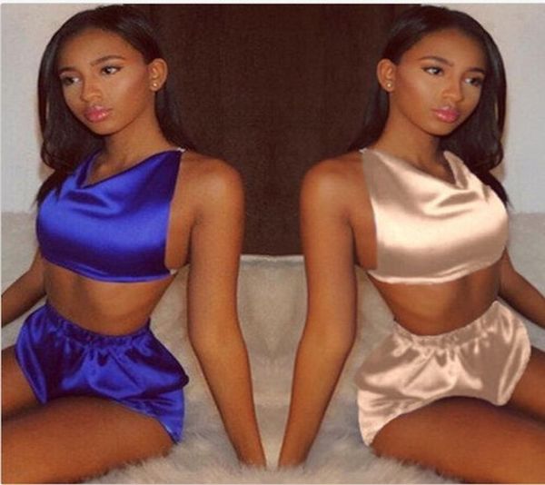 new fashion women lace v neck pajamas set lingerie sleeveless nightwear spaghetti strap vestshort pants sleeping wear 2020 new9953707, Black;red
new fashion women lace v neck pajamas set lingerie sleeveless nightwear spaghetti strap vestshort pants sleeping wear 2020 new9953707, Black;red