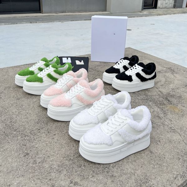 luxury womens running shoes slip-on platform wedges fur boots winter warm flats slides triomphe fluffy calfskin fashion sneakers designer cl
luxury womens running shoes slip-on platform wedges fur boots winter warm flats slides triomphe fluffy calfskin fashion sneakers designer cl
