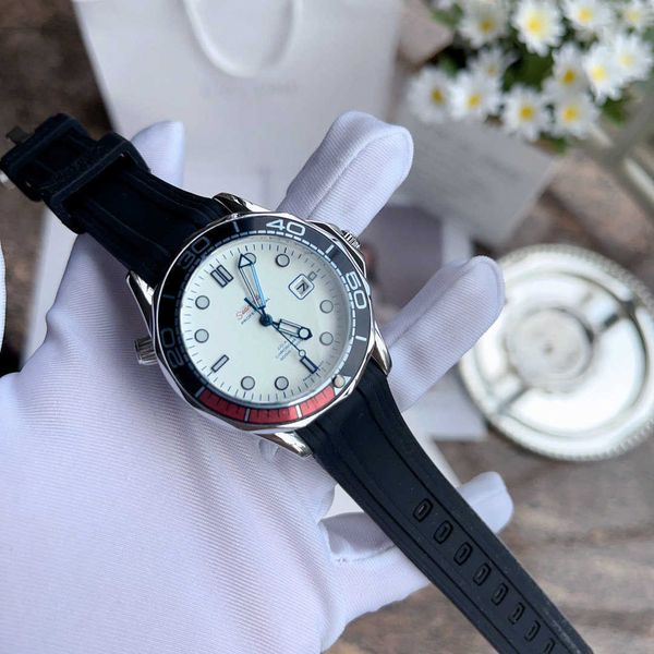 men watches blue black rubber strap quartz movement wristwatches 40mm mens women classic sapphire luminous watch business leisure montre de, Slivery;brown
men watches blue black rubber strap quartz movement wristwatches 40mm mens women classic sapphire luminous watch business leisure montre de, Slivery;brown