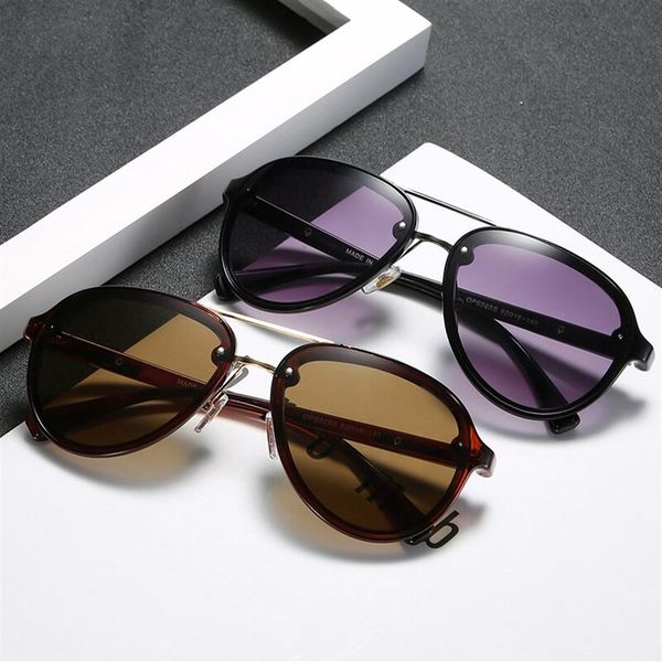 21ss designer polarized mens sunglasses woman blue mirorr luxury designer women sunglasses uv400 protection driving sunglasses for199n, White;black
21ss designer polarized mens sunglasses woman blue mirorr luxury designer women sunglasses uv400 protection driving sunglasses for199n, White;black