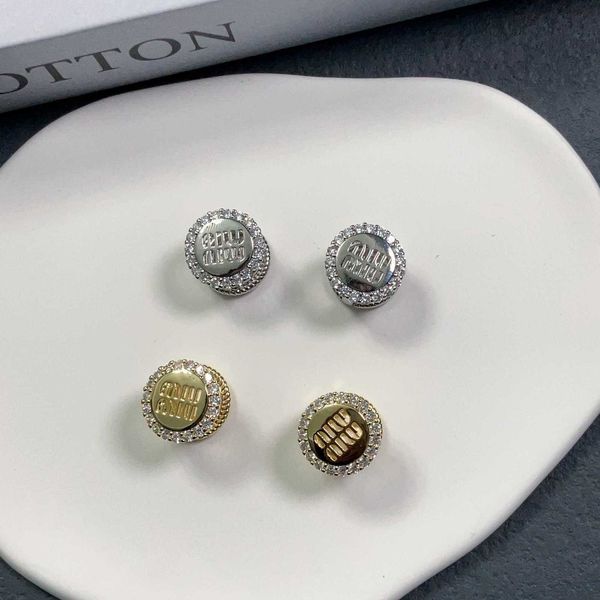 r miumiu earrings fashion studs women light luxury letter small fragrance niche design sense of advanced new earrings ear buckle jewelry acc, Golden
r miumiu earrings fashion studs women light luxury letter small fragrance niche design sense of advanced new earrings ear buckle jewelry acc, Golden