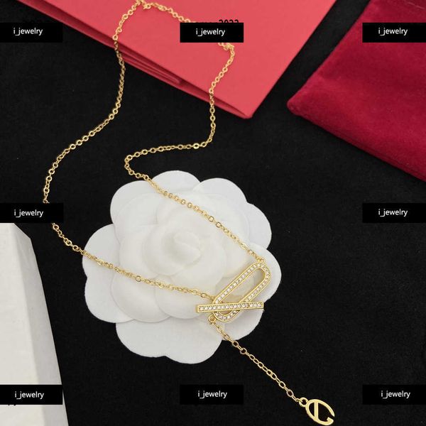 designer women necklace diamond ring shaped pendant jewelry fashion pendants necklaces #including box, Silver
designer women necklace diamond ring shaped pendant jewelry fashion pendants necklaces #including box, Silver