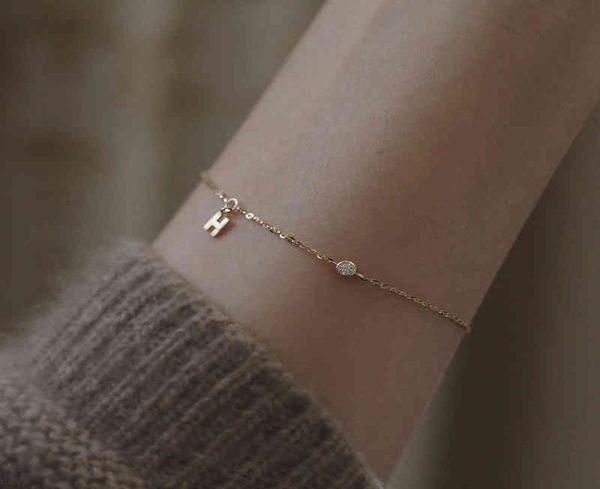 new zhemei s925 sterling sier plated h letter small diamond bracelet female zircon mini simple temperament versatile fine hand orn5944602, Golden;silver
new zhemei s925 sterling sier plated h letter small diamond bracelet female zircon mini simple temperament versatile fine hand orn5944602, Golden;silver