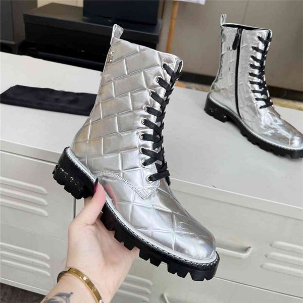 fashion women's boots 2023 channel luxury design vintage decorative letter logo autumn and winter casual martin boots snowy anti slip s, Black
fashion women's boots 2023 channel luxury design vintage decorative letter logo autumn and winter casual martin boots snowy anti slip s, Black