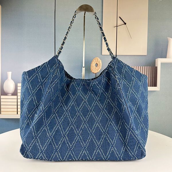 cowboy underarm tote bag women canvas shopping bags chian shoulder handbag classic full letter print large capacity package hasp internal zi
cowboy underarm tote bag women canvas shopping bags chian shoulder handbag classic full letter print large capacity package hasp internal zi