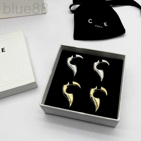 charm designer new irregular geometry earrings hip hop punk street fashion silver needle live broadcast w1va, Golden
charm designer new irregular geometry earrings hip hop punk street fashion silver needle live broadcast w1va, Golden