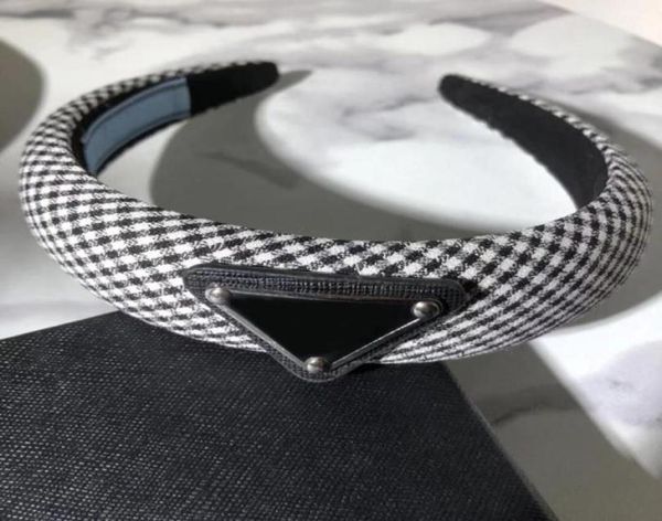2022 designer headband for women girl hair bands luxurys designers retor headwraps gifts letter headwear head triangle p hairband 3544862, Silver
2022 designer headband for women girl hair bands luxurys designers retor headwraps gifts letter headwear head triangle p hairband 3544862, Silver