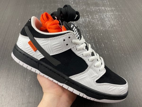 2023 authentic skateboarding shoes low x tightbooth white black safety orange men women outdoor streetwear
2023 authentic skateboarding shoes low x tightbooth white black safety orange men women outdoor streetwear