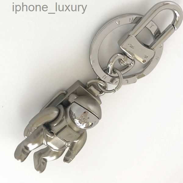2019 brand key chain famous design metal astronaut key chain fashion men and women's car key chain with box, Silver
2019 brand key chain famous design metal astronaut key chain fashion men and women's car key chain with box, Silver