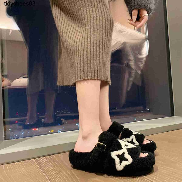 grape mama studiolee fashion high-grade one word wool thick soled lvity plush slippers women's autumn in fashion, Black
grape mama studiolee fashion high-grade one word wool thick soled lvity plush slippers women's autumn in fashion, Black