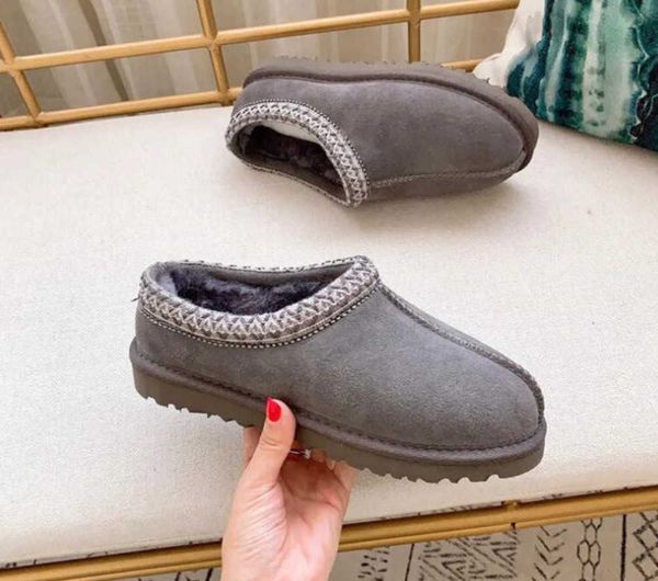 popular women tazz tasman slippers boots ankle ultra mini casual warm with card dustbag transshipment ug gs high quality, Black
popular women tazz tasman slippers boots ankle ultra mini casual warm with card dustbag transshipment ug gs high quality, Black