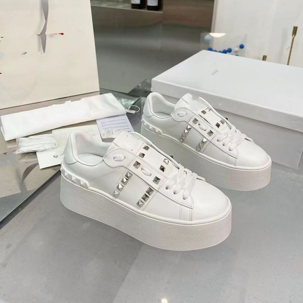2023 fashion shoes men women lavins extraordinary sneaker embossed leather curb sneakers calfskin rubber nappa platform mesh shoe designer, Black
2023 fashion shoes men women lavins extraordinary sneaker embossed leather curb sneakers calfskin rubber nappa platform mesh shoe designer, Black