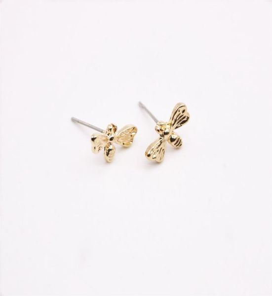 fashion bee stud earrings exclusive cute insects new product suitable for men and women gold silver rose three color optional2625322, Golden;silver
fashion bee stud earrings exclusive cute insects new product suitable for men and women gold silver rose three color optional2625322, Golden;silver