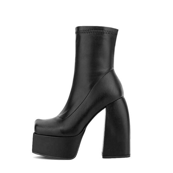 2022 autumn/winter style square head ultra high heel fashion versatile solid color waterproof platform side zipper thick boots 230822, Black
2022 autumn/winter style square head ultra high heel fashion versatile solid color waterproof platform side zipper thick boots 230822, Black