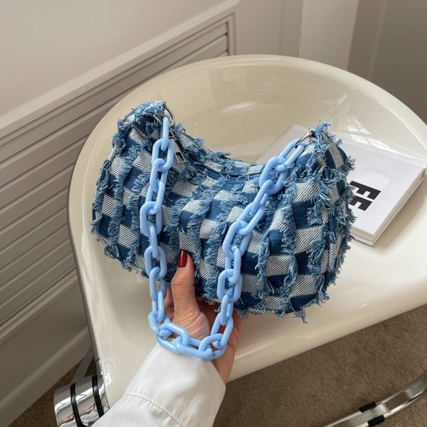 evening bags vintage women casual shoulder underarm bag plaid pattern printing denim small purse ladies chain leisure handbags 230823
evening bags vintage women casual shoulder underarm bag plaid pattern printing denim small purse ladies chain leisure handbags 230823
