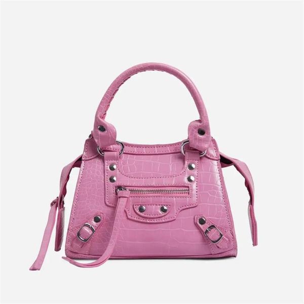 new 2022 women messenger bag pu leather women'sc handbag shoulder bags crossbody cross body cosmetic bags161a
new 2022 women messenger bag pu leather women'sc handbag shoulder bags crossbody cross body cosmetic bags161a