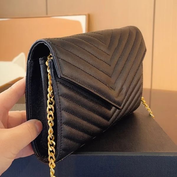 designer bag women luxury cross body bag leather shoulder bag pure color fashion ladies handbags shopping bag, Black;red
designer bag women luxury cross body bag leather shoulder bag pure color fashion ladies handbags shopping bag, Black;red