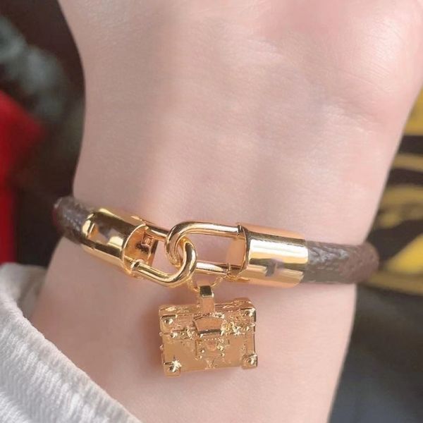 designer bracelet jewelry bracelet brand charm bracelet leather bracelet metal lock bracelet for men and women lovers jewelry gift tennis br, Black
designer bracelet jewelry bracelet brand charm bracelet leather bracelet metal lock bracelet for men and women lovers jewelry gift tennis br, Black