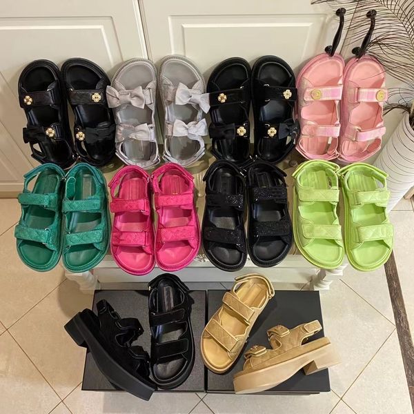dad sandals calfskin shoes quilted summer flat heel white black women designer circular beach buckle strap soft
dad sandals calfskin shoes quilted summer flat heel white black women designer circular beach buckle strap soft