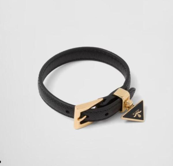 

Designer Bracelet Mens Women Leather Bracelets with Inverted Triangle Black Bangle For Men Braclets Armband Damen Gold Bangles Braclet Highly Quality