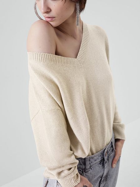 women's sweaters 100 cashmere women 2 colors knit sweater vneck loose sequin fashion long sleeve allmatch pullover for lady early autu, White;black
women's sweaters 100 cashmere women 2 colors knit sweater vneck loose sequin fashion long sleeve allmatch pullover for lady early autu, White;black