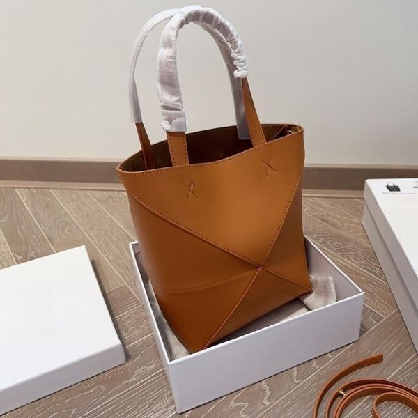 brown the mini tote bag designer bag luxurys handbags shoulder bag bucket bag crossbody bag beach bag saddle bags designer women bag
brown the mini tote bag designer bag luxurys handbags shoulder bag bucket bag crossbody bag beach bag saddle bags designer women bag