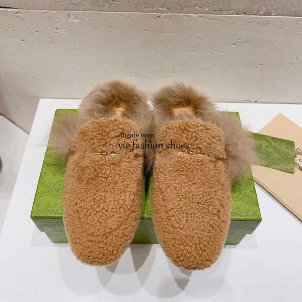 7a 2023 designer mules slipper women loafers genuine leather sandals ggity half drag princetown metal chain cowhide men slides trainer dshgv, Black
7a 2023 designer mules slipper women loafers genuine leather sandals ggity half drag princetown metal chain cowhide men slides trainer dshgv, Black
