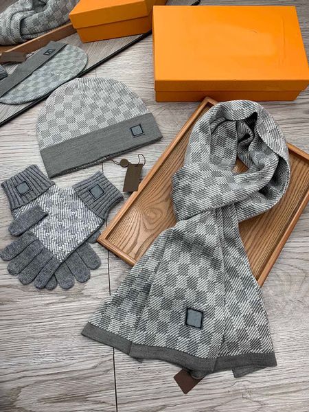 scarf 23ss luxury brand hat scarf glove sets women men designer scarves cap gloves winter outdoor ski warm beanies set box, Blue;gray
scarf 23ss luxury brand hat scarf glove sets women men designer scarves cap gloves winter outdoor ski warm beanies set box, Blue;gray