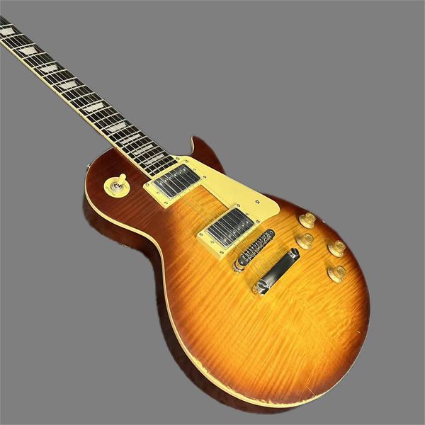 electric guitar with solid body, relic pattern, flame beige tuned-o-matic bridge, joe taylor agin
electric guitar with solid body, relic pattern, flame beige tuned-o-matic bridge, joe taylor agin
