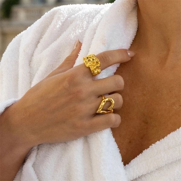 band rings uworld stainless steel creative for women gold texture metal 18 k plated statement trendy jewelry bagues pour femme gift 230822, Silver
band rings uworld stainless steel creative for women gold texture metal 18 k plated statement trendy jewelry bagues pour femme gift 230822, Silver