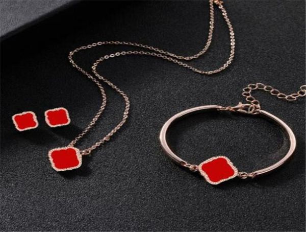 designer fashion classic 4 fourleaf clover necklace pendant mother of pearl stainless steel plated 18k women039s and girls01861120, Silver
designer fashion classic 4 fourleaf clover necklace pendant mother of pearl stainless steel plated 18k women039s and girls01861120, Silver