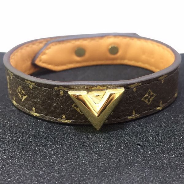 simple luxury bracelet designer bracelet for woman women jewelry womens leather bracelet bangle christmas valentine's day gift hard bod, Golden;silver
simple luxury bracelet designer bracelet for woman women jewelry womens leather bracelet bangle christmas valentine's day gift hard bod, Golden;silver