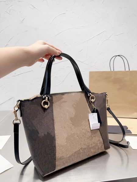 10a designer classic women's luxury dumplingsrat goodsoriginal imported casual versatile handheld crossbody bag
10a designer classic women's luxury dumplingsrat goodsoriginal imported casual versatile handheld crossbody bag