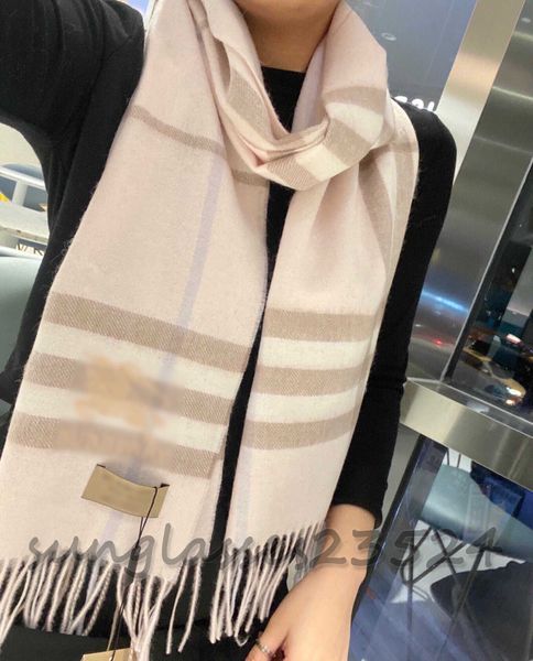 classic cashmere plaid scarf, designer scarf, water moire pattern, autumn/winter fashion item, women's scarf, men's scarf, unisex,, Blue;gray
classic cashmere plaid scarf, designer scarf, water moire pattern, autumn/winter fashion item, women's scarf, men's scarf, unisex,, Blue;gray