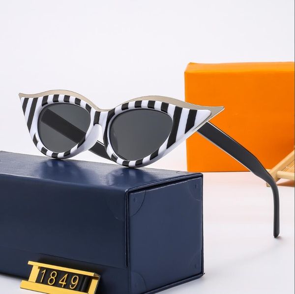 designer sunglasses classic eyeglasses goggle outdoor beach sun glasses for man woman optional triangular signature 7 colors, White;black
designer sunglasses classic eyeglasses goggle outdoor beach sun glasses for man woman optional triangular signature 7 colors, White;black